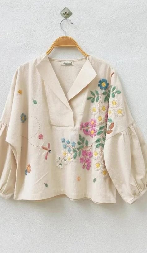 women crop tops collection in Tirur oversized Pinterest vibe crop top